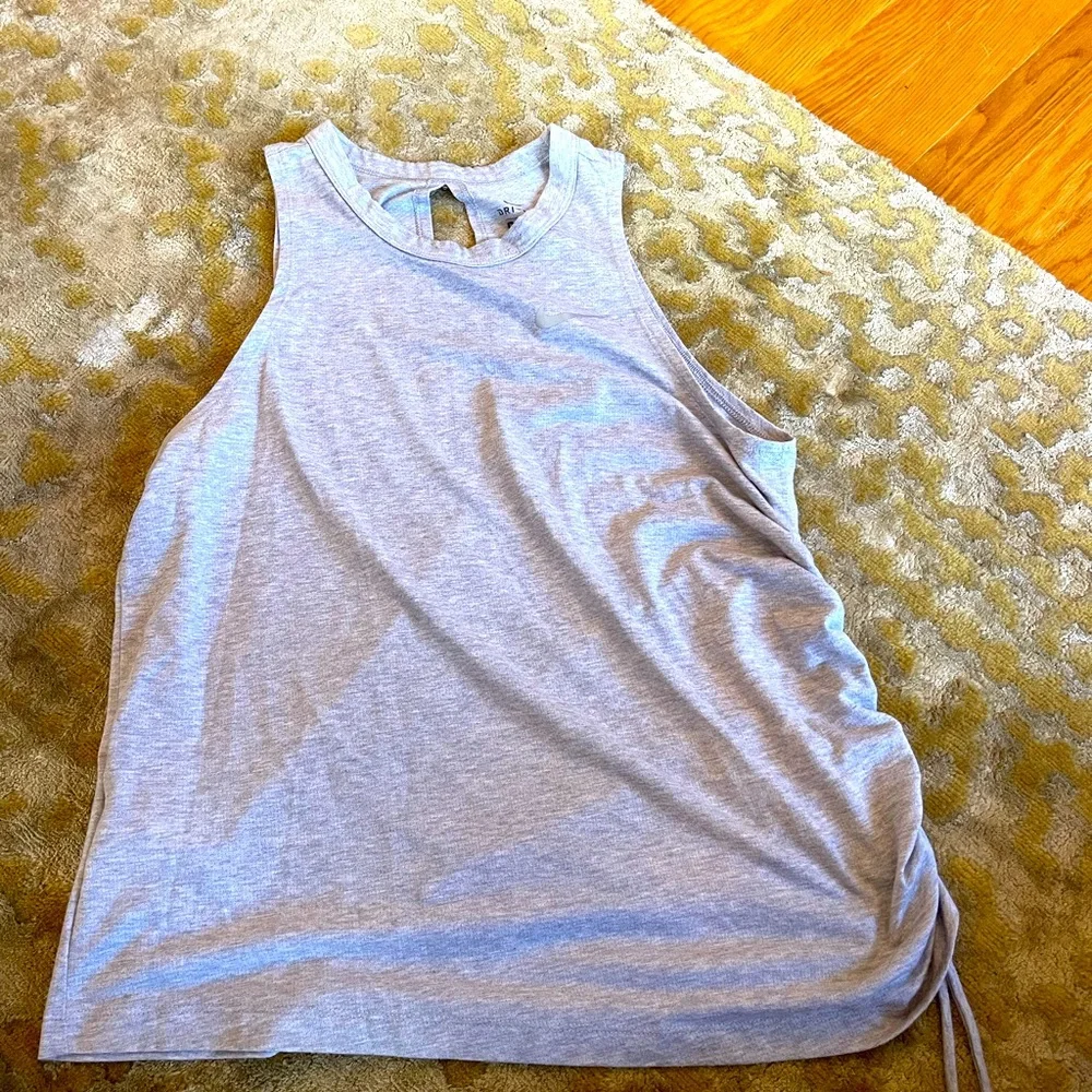 Nike - Picture 1 of 5